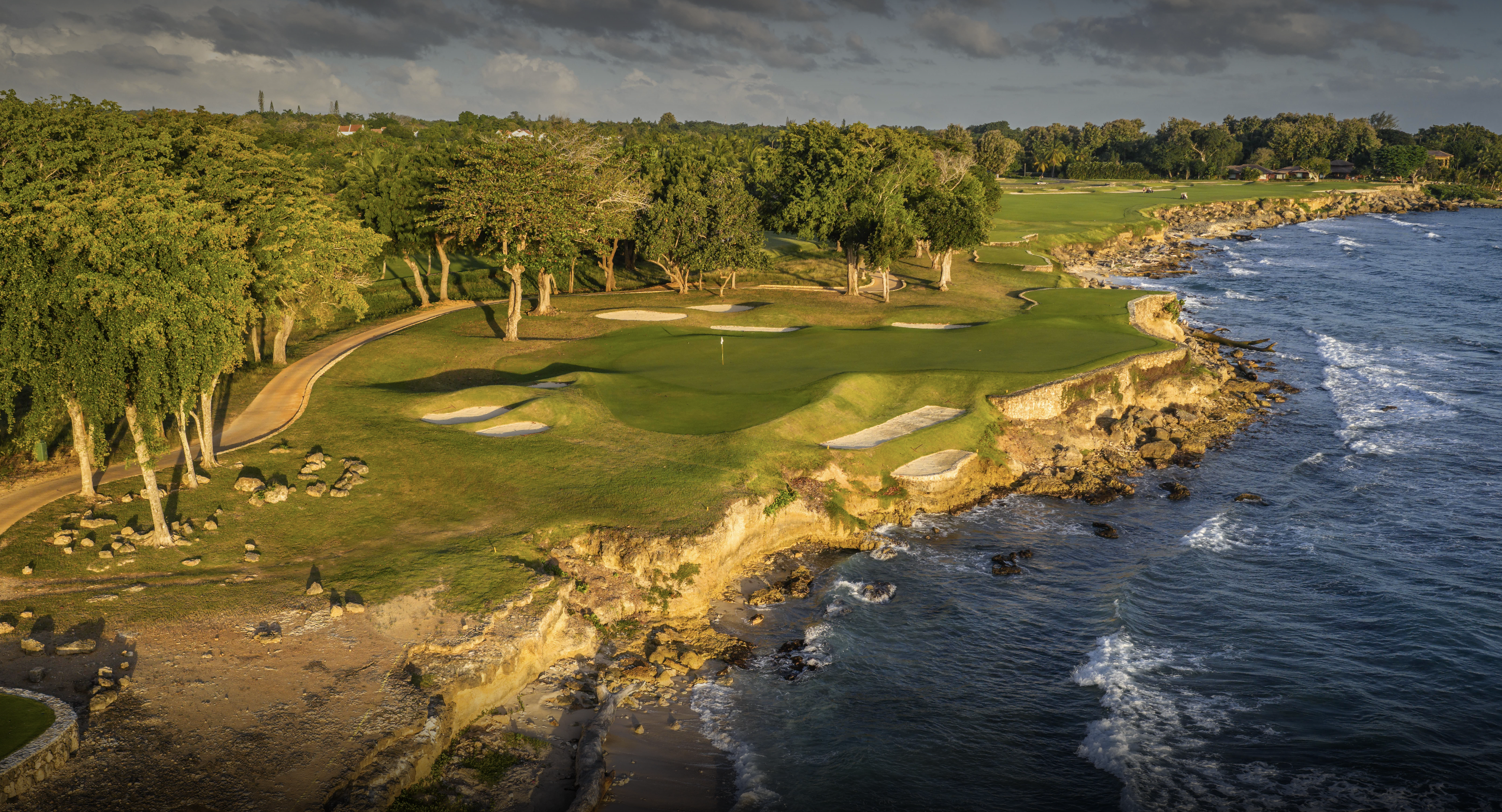 Teeth of the Dog golf course Casa de Campo La Romana Dominican Republic best golf Caribbean