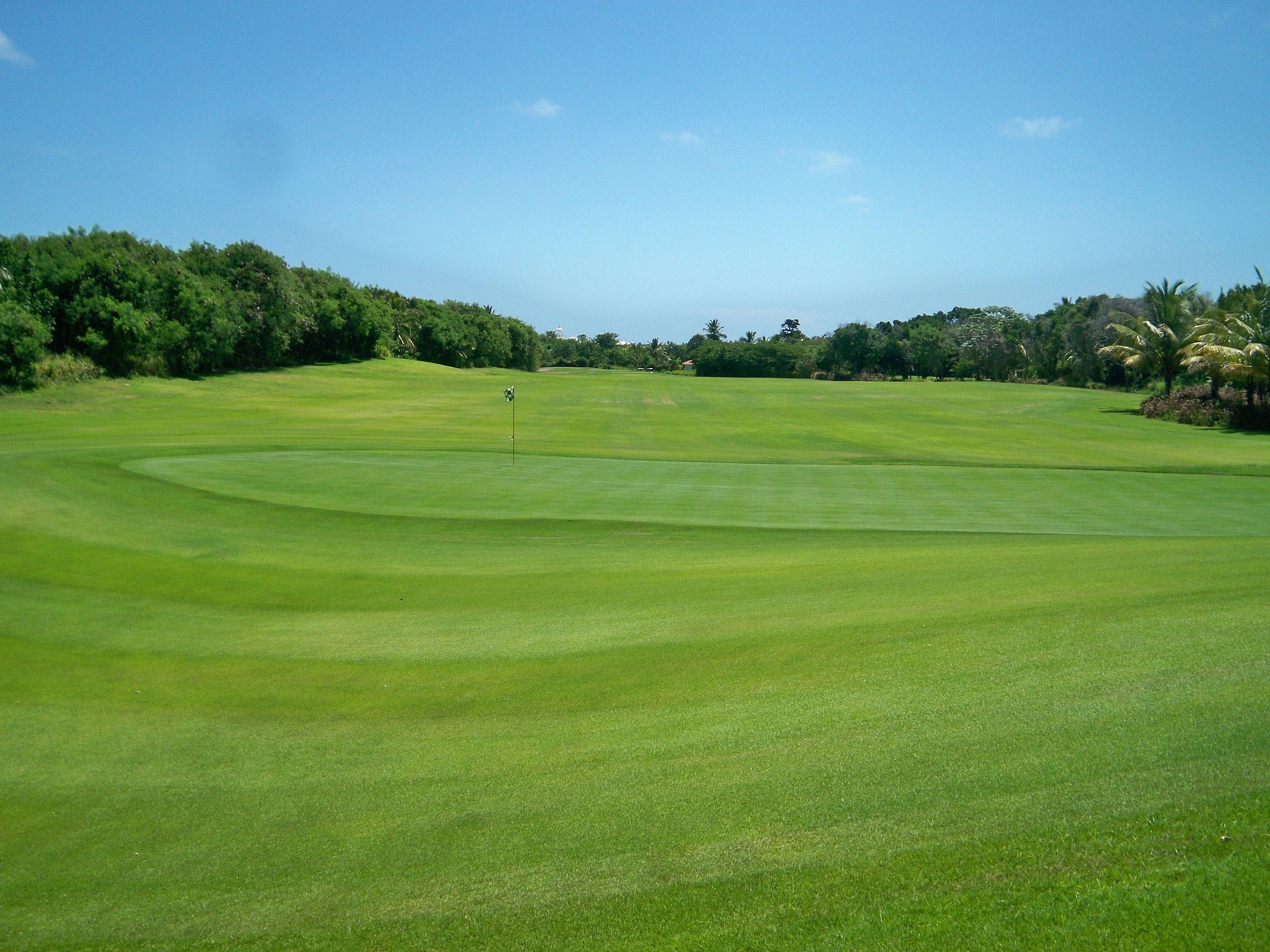 Punta Blanca 10th green